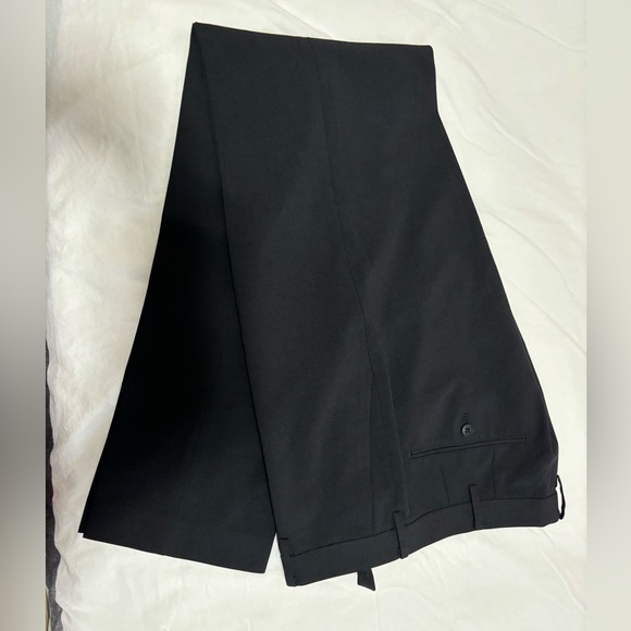 Uniqlo Men’s black pants - Picture 1 of 6